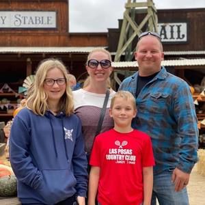 Meet your Posher, Ed